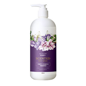 夢娜麗莎 MONSA 英國梨小蒼蘭香水身體精華液 500ml 加強保濕力 膚質水嫩滑順